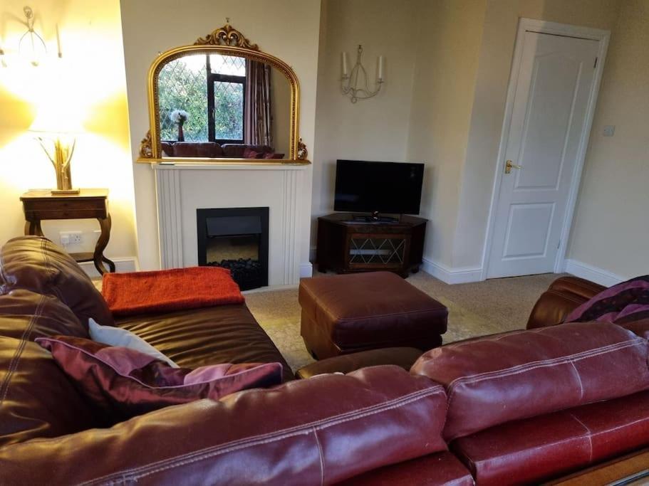 Spacious Detached Home With Beautiful Seaviews, Sleeps 6 Trimingham Exterior photo